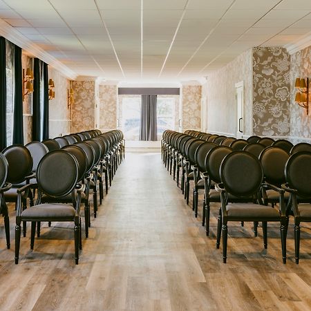 Готель Marine Трун Екстер'єр фото The interior of the main conference room