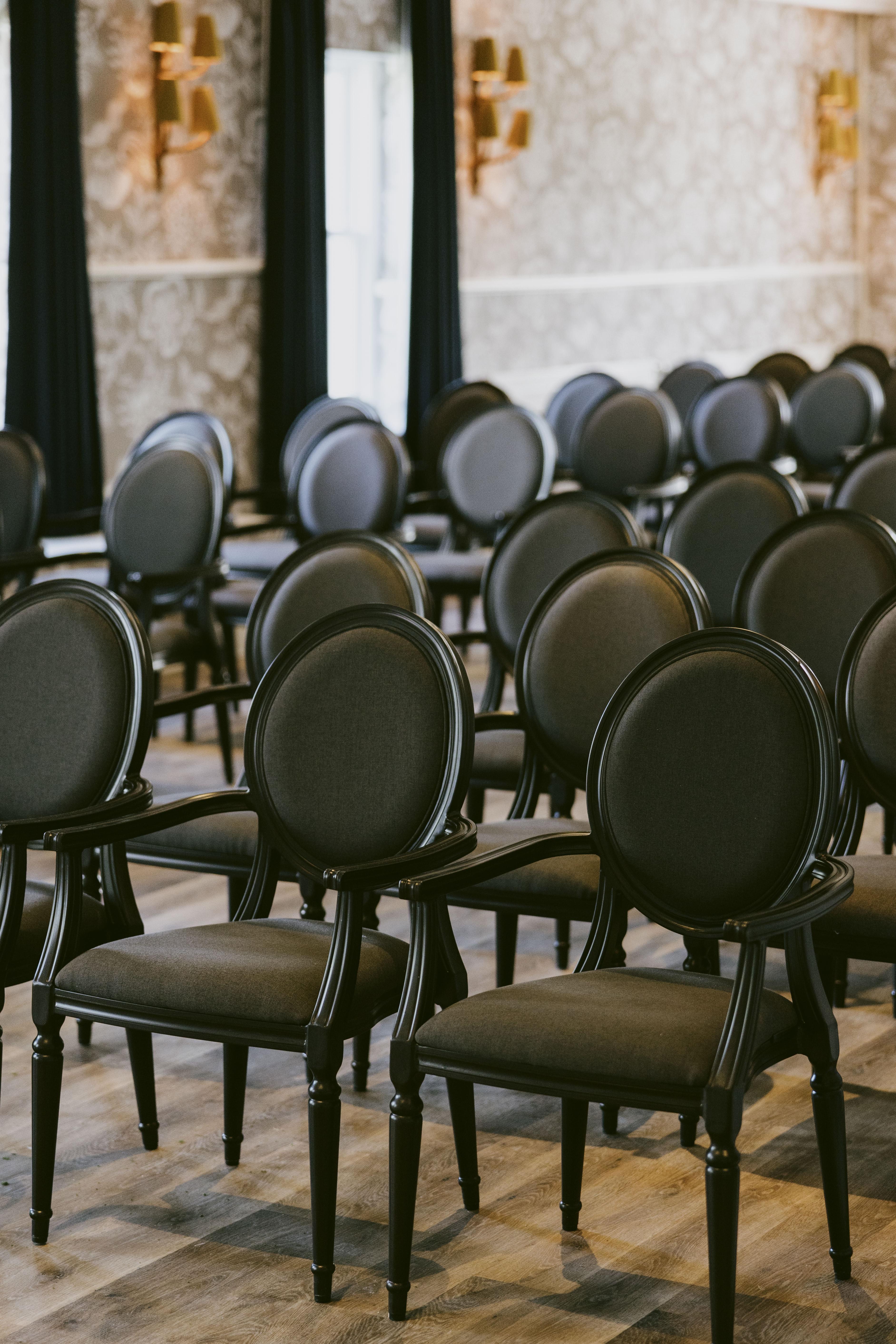 Готель Marine Трун Екстер'єр фото Banquet chairs