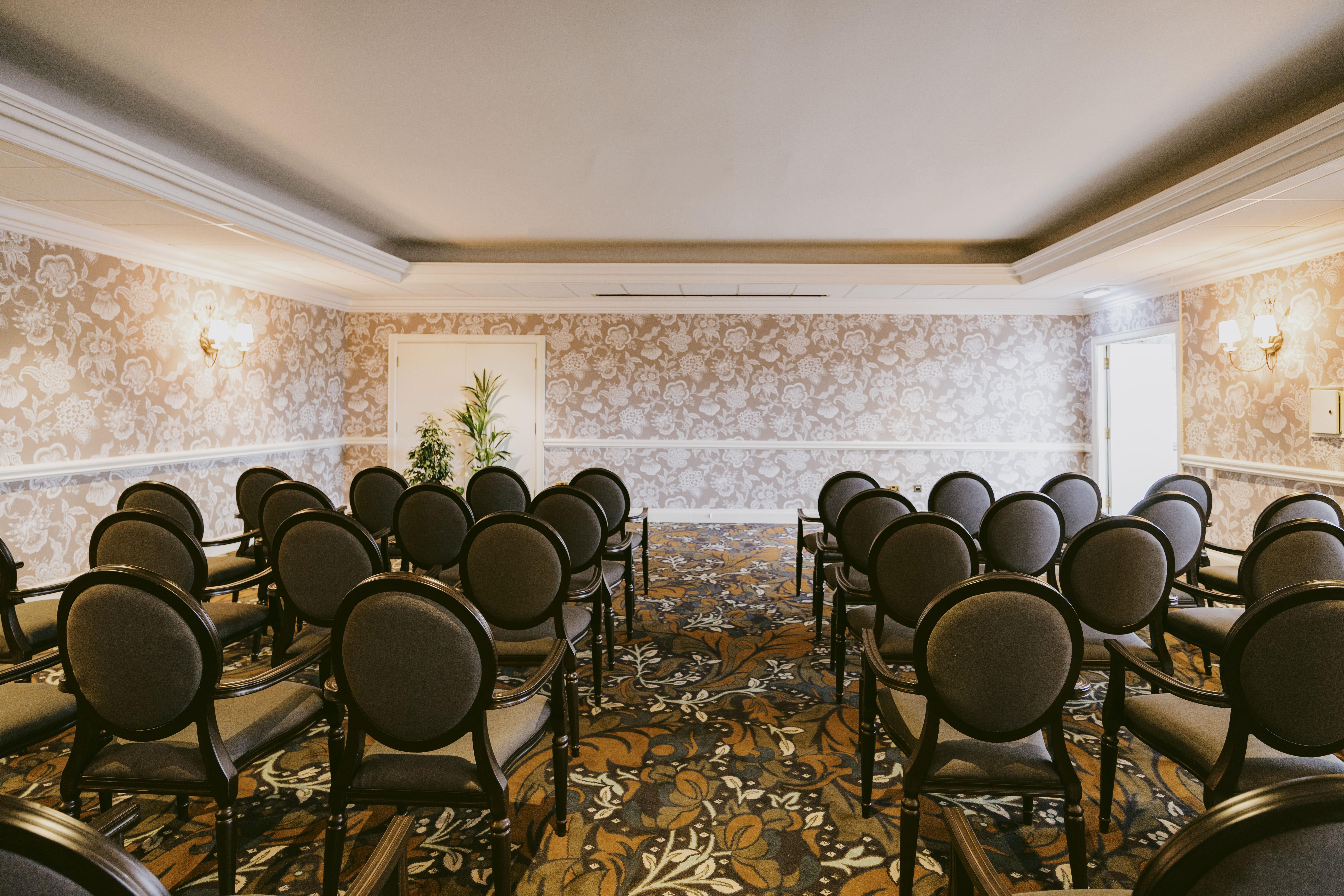 Готель Marine Трун Екстер'єр фото The ballroom