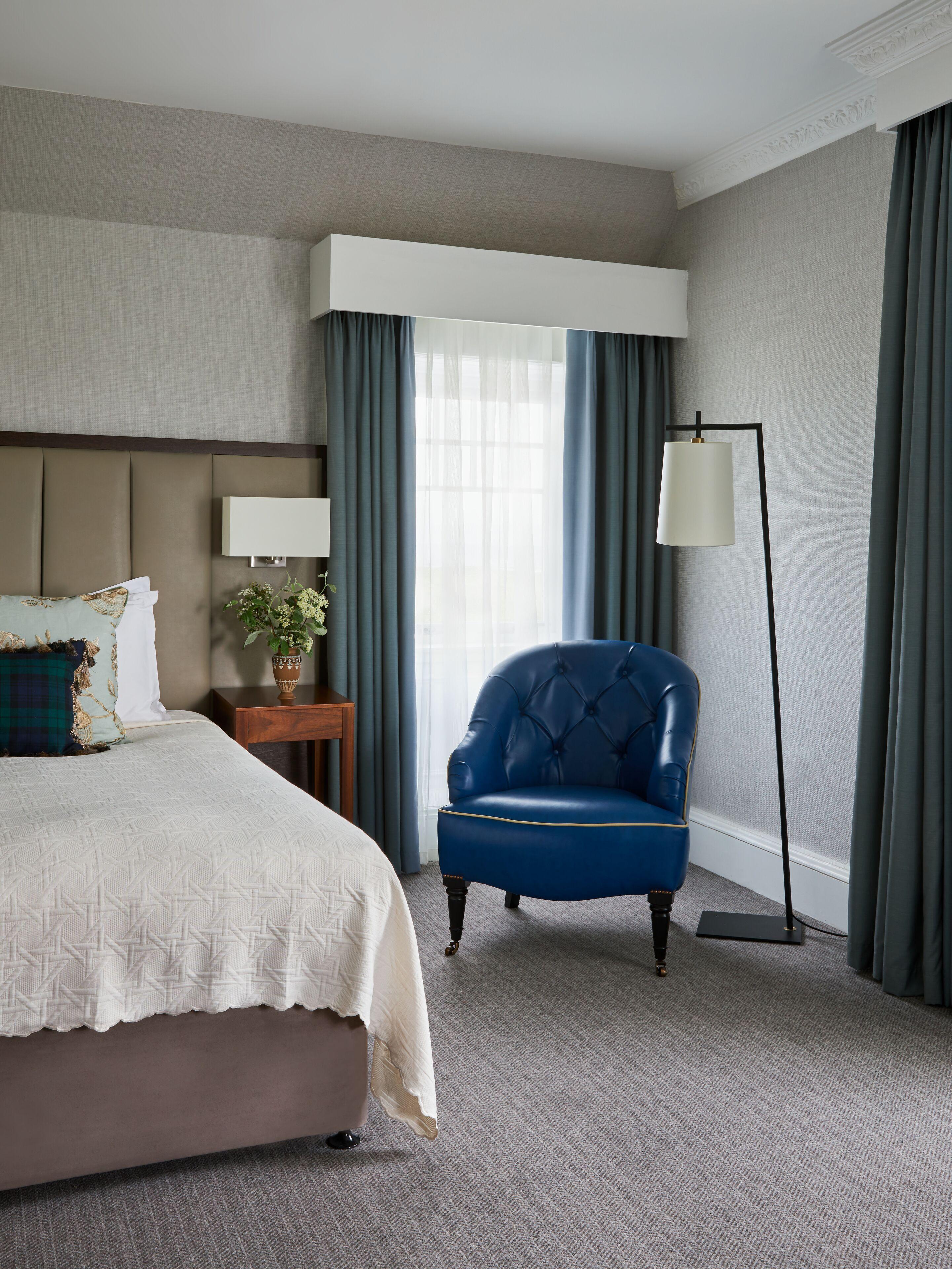 Готель Marine Трун Екстер'єр фото A bedroom at the hotel