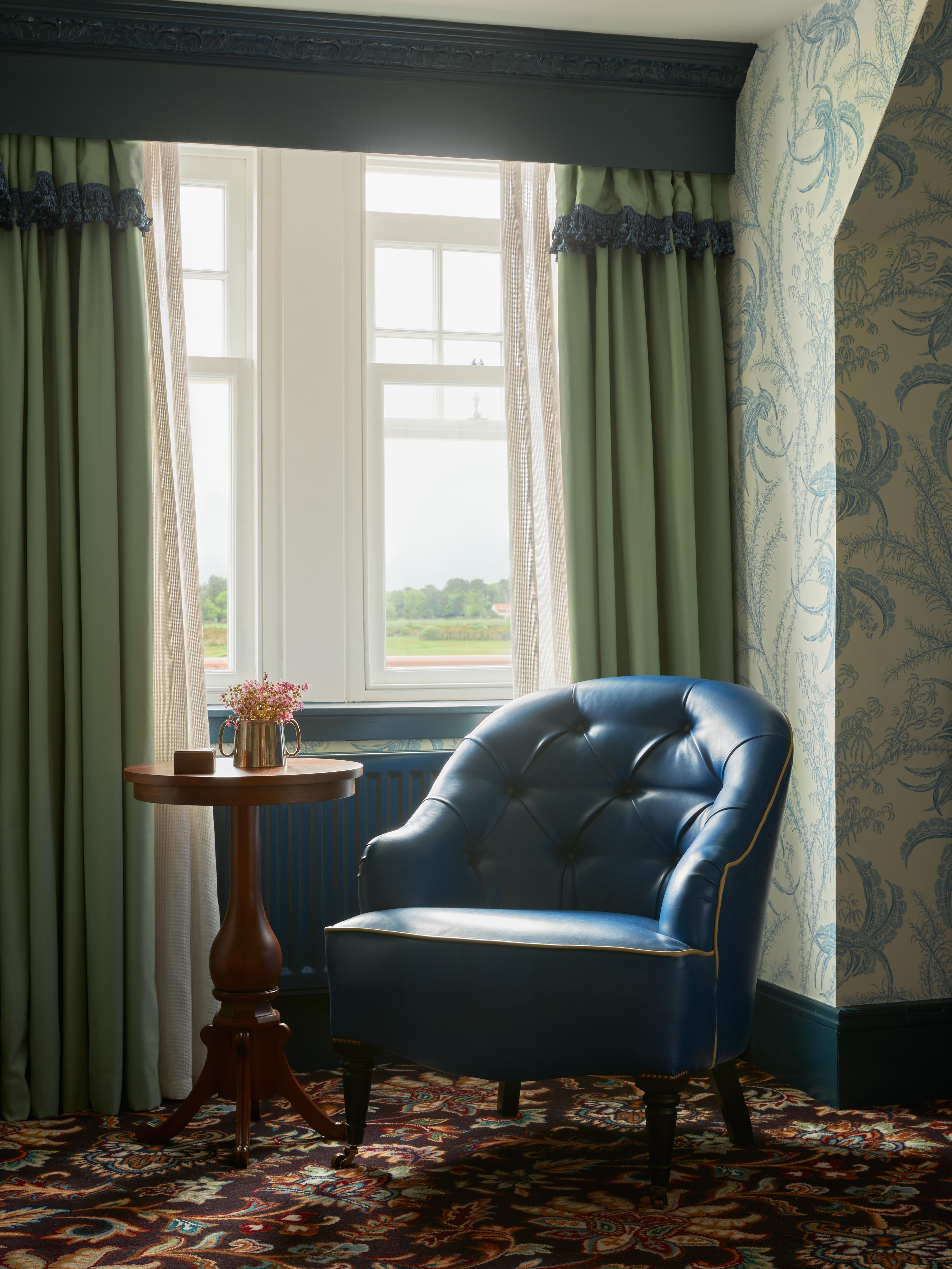 Готель Marine Трун Екстер'єр фото Curtains