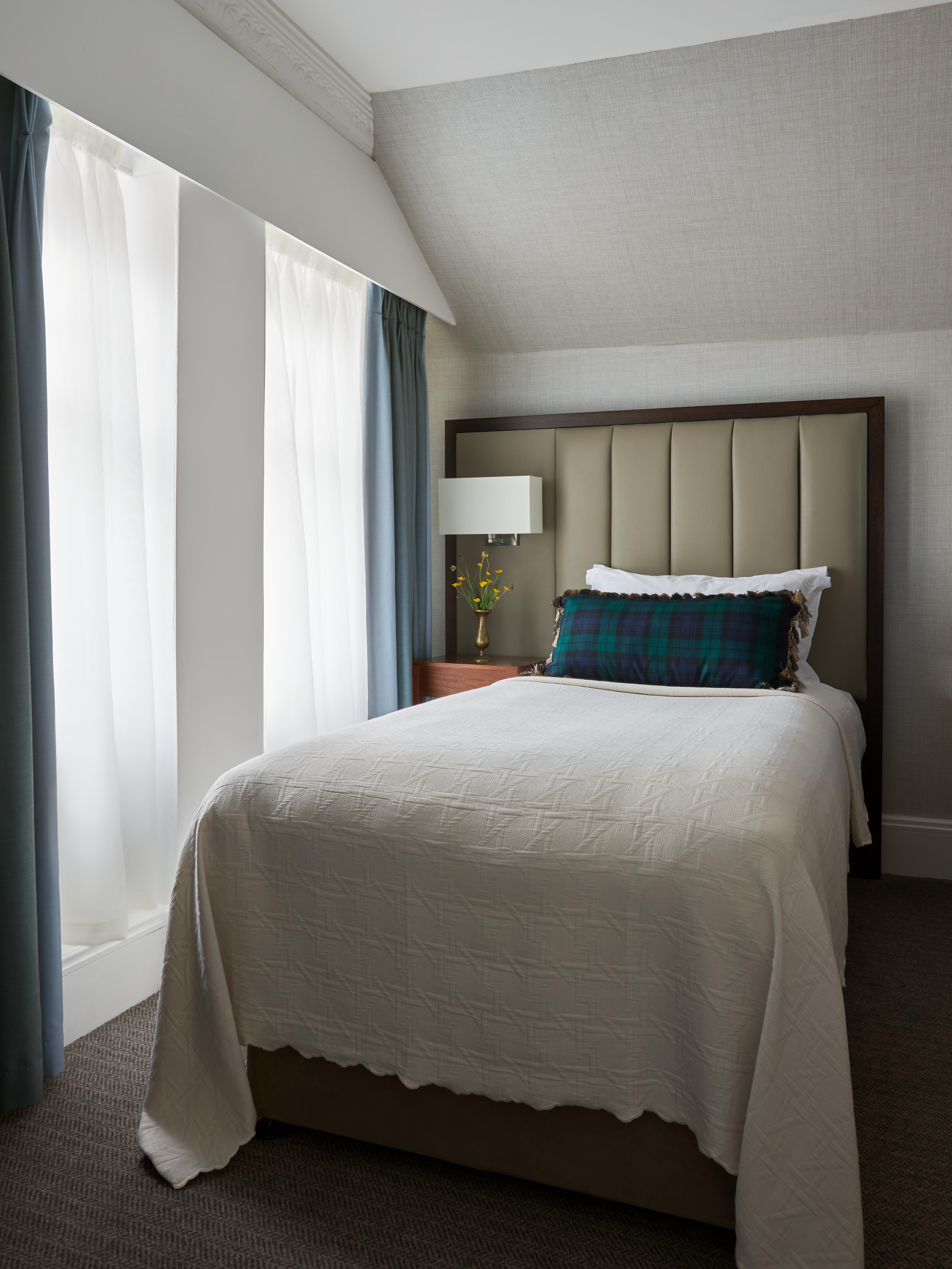 Готель Marine Трун Екстер'єр фото A single bed